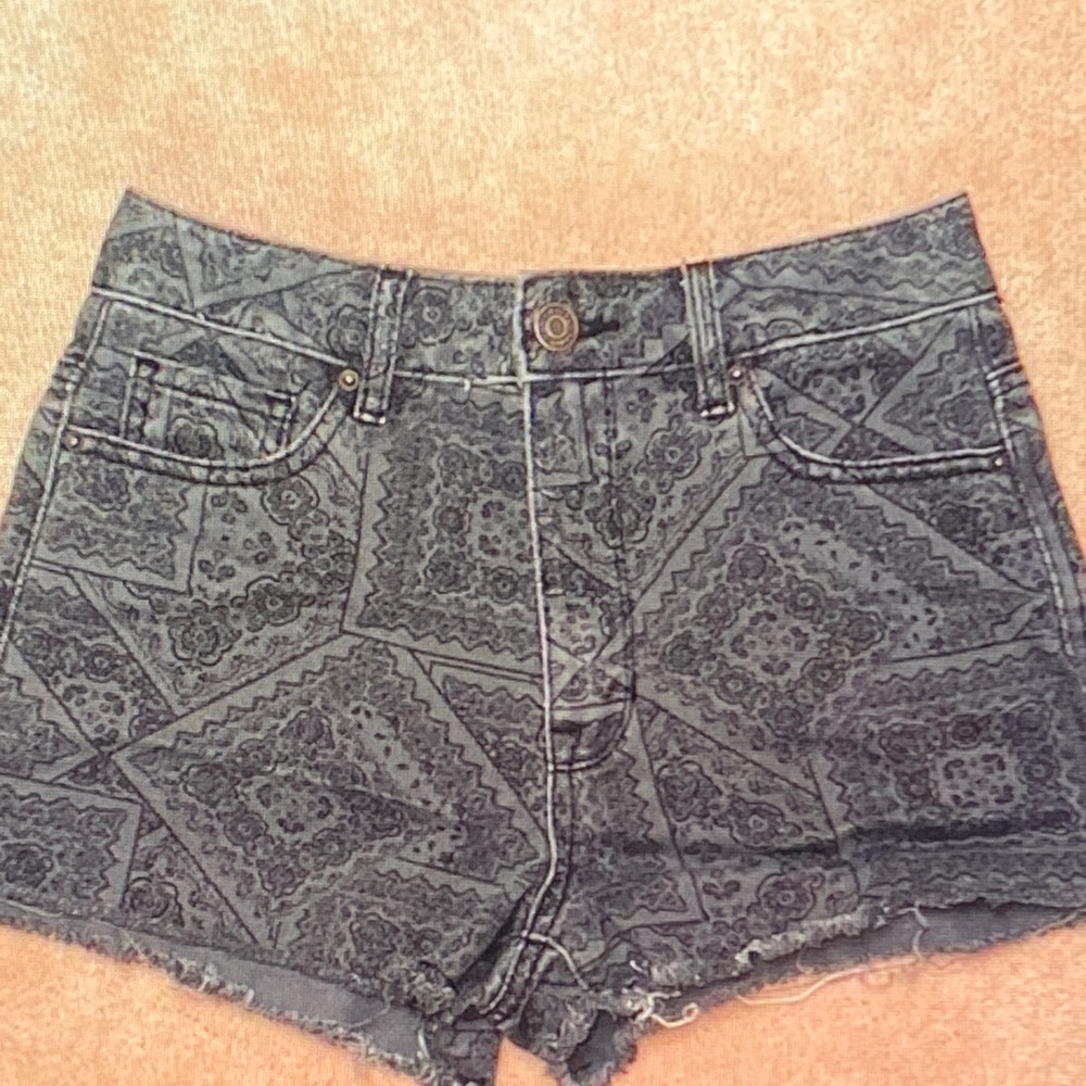 PacSun Gray Patterned Jean Shorts
